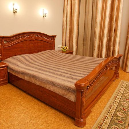 Ekaterina Hotel Odessa Buitenkant foto