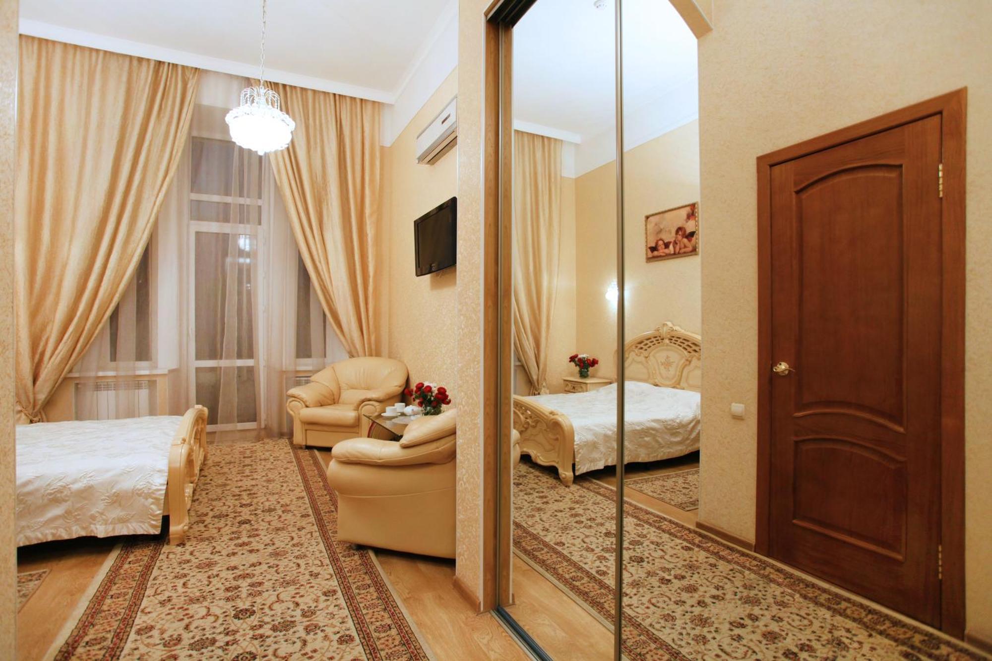 Ekaterina Hotel Odessa Buitenkant foto