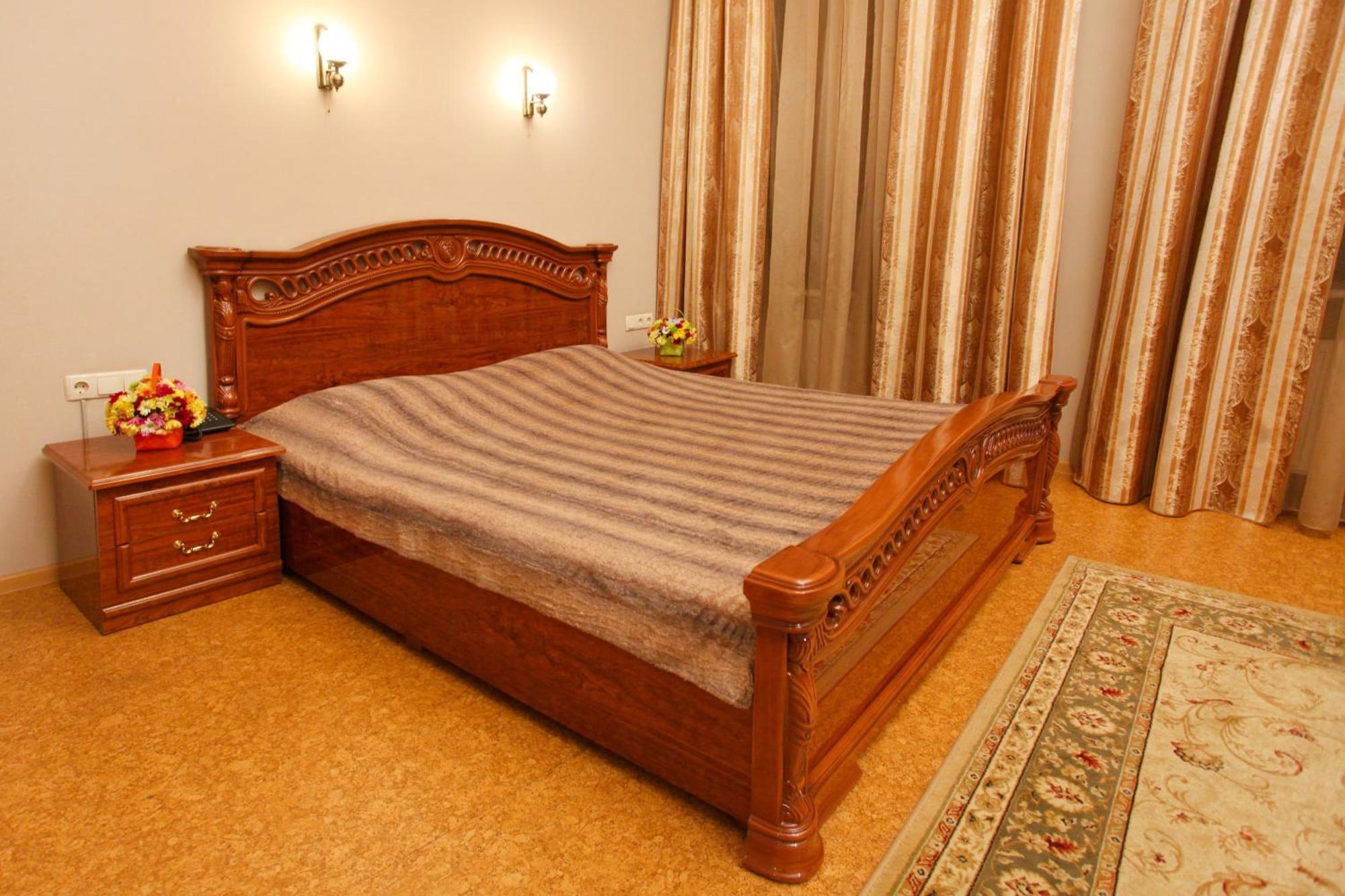 Ekaterina Hotel Odessa Buitenkant foto