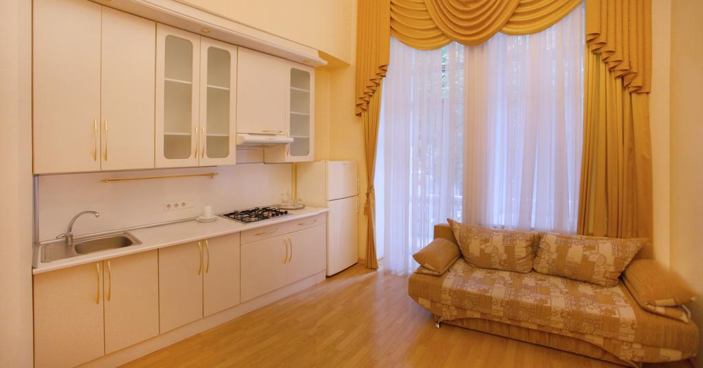 Ekaterina Hotel Odessa Buitenkant foto