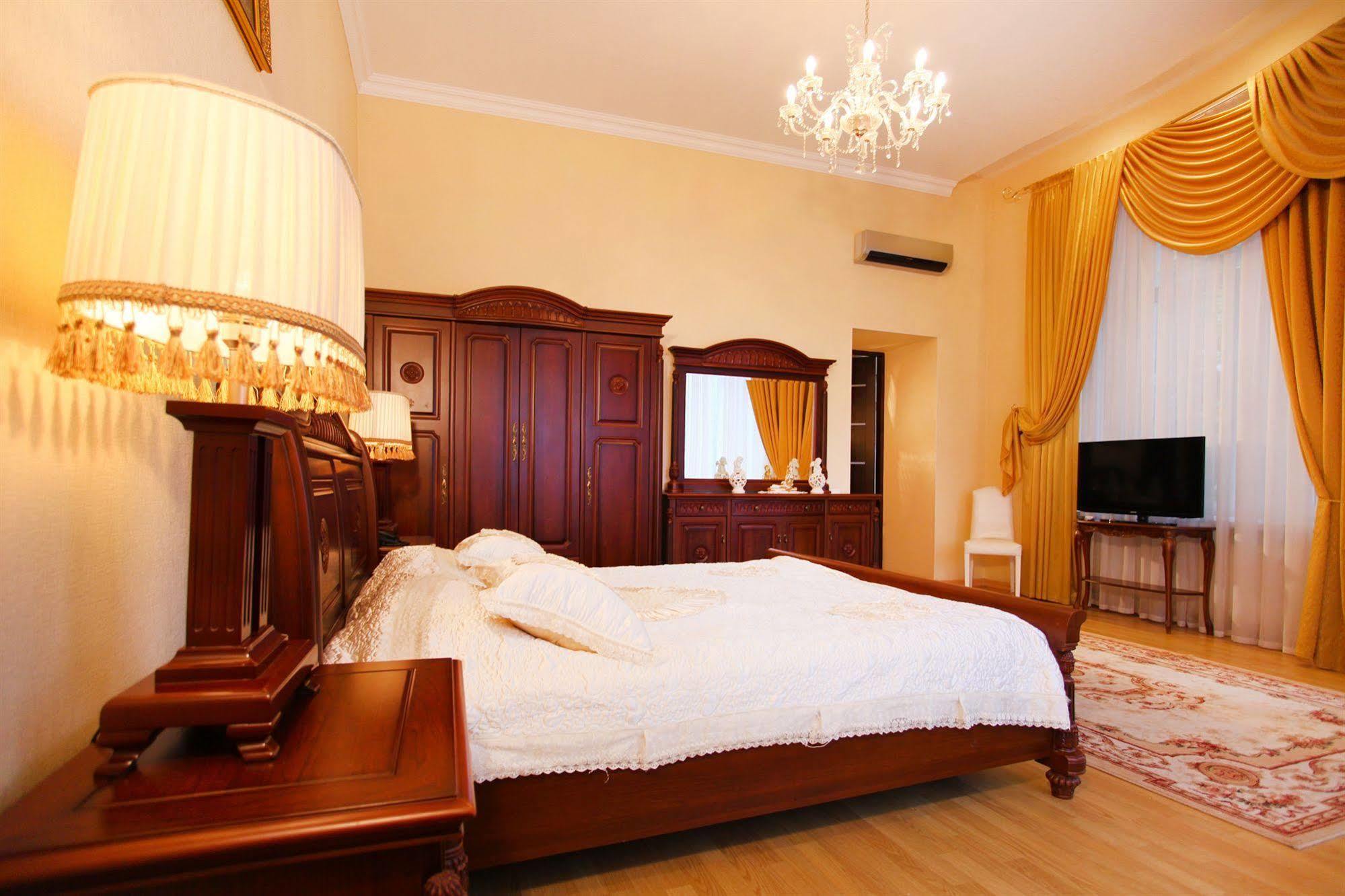Ekaterina Hotel Odessa Buitenkant foto