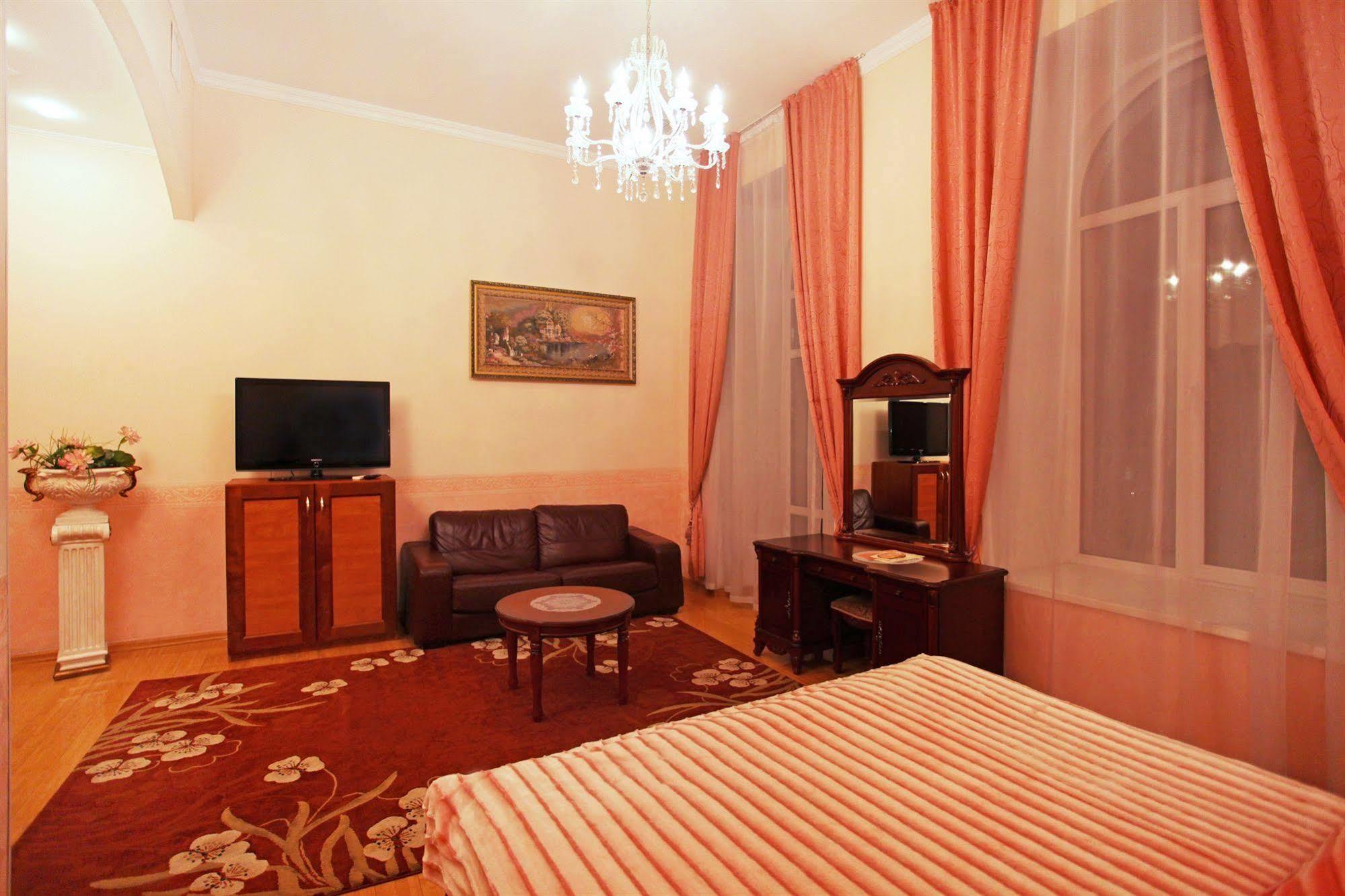 Ekaterina Hotel Odessa Buitenkant foto